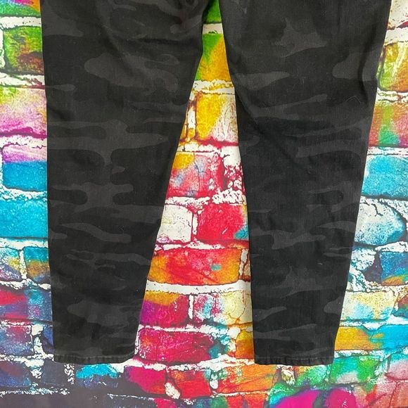 Sanctuary Social Standard Ankle Skinny Black Camo Jeans Size 6 - Picture 9 of 11